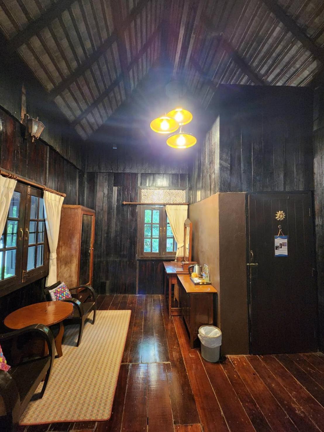 Hotel Club One Seven Gaymen Chiang Mai Exterior foto