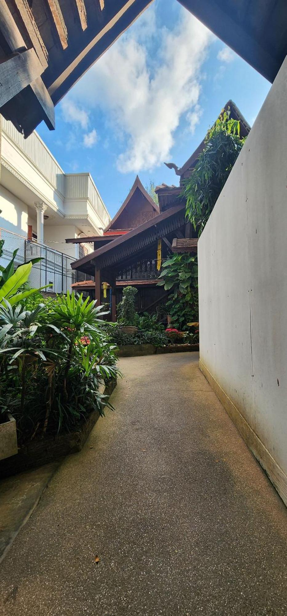 Hotel Club One Seven Gaymen Chiang Mai Exterior foto