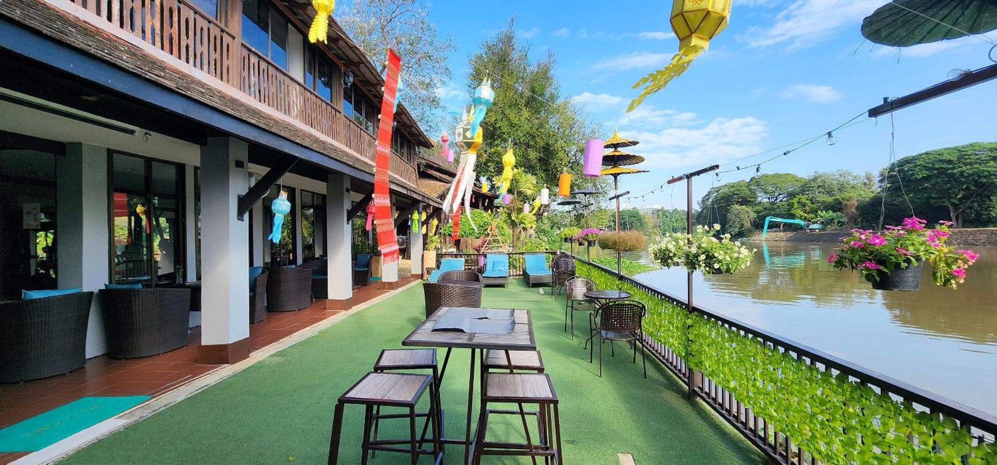 Hotel Club One Seven Gaymen Chiang Mai Exterior foto