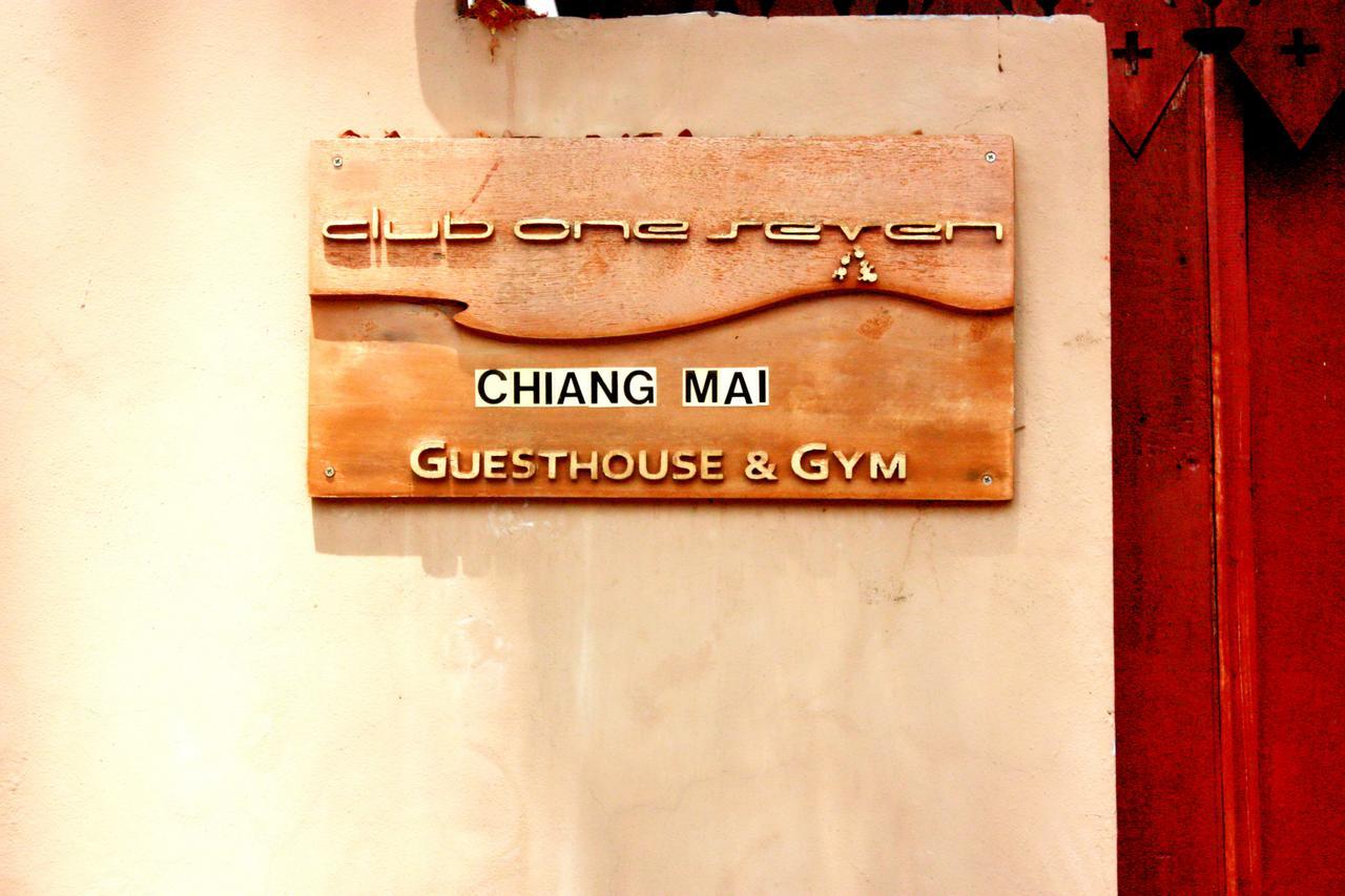 Hotel Club One Seven Gaymen Chiang Mai Exterior foto