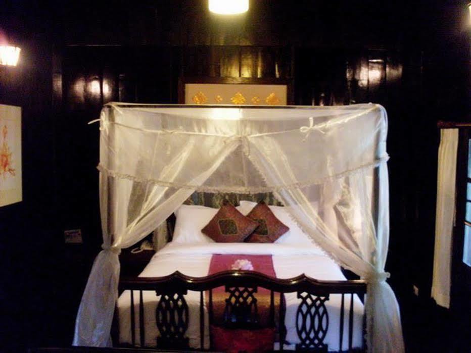Hotel Club One Seven Gaymen Chiang Mai Exterior foto